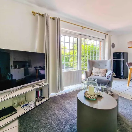 Leos Deichglueck Apartman *
