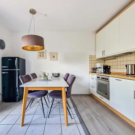 Leos Deichglueck Apartman *